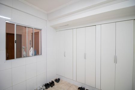 Casa de condomínio à venda com 214m², 3 quartos e 2 vagas Casa de condomínio à venda com 214m², 3 quartos e 2 vagasQUARTO DE SERVIÇO