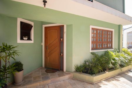 Casa de condomínio à venda com 214m², 3 quartos e 2 vagas Casa de condomínio à venda com 214m², 3 quartos e 2 vagasFACHADA DO CONDOMÍNIO