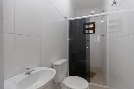 Banheiro de casa para alugar com 1 quarto, 55m² em Jardim Camargo Novo, São Paulo