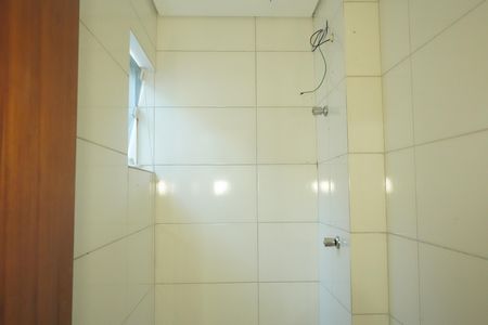 Banheiro de apartamento para alugar com 1 quarto, 35m² em Vila Carrão, São Paulo