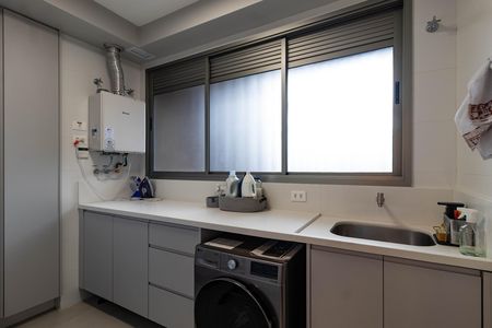 Apartamento para alugar com 162m², 3 quartos e 3 vagas Apartamento para alugar com 162m², 3 quartos e 3 vagasÁrea de Serviço