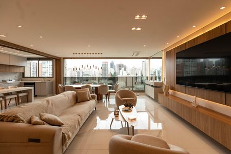 Apartamento para alugar com 162m², 3 quartos e 3 vagas Apartamento para alugar com 162m², 3 quartos e 3 vagasSala