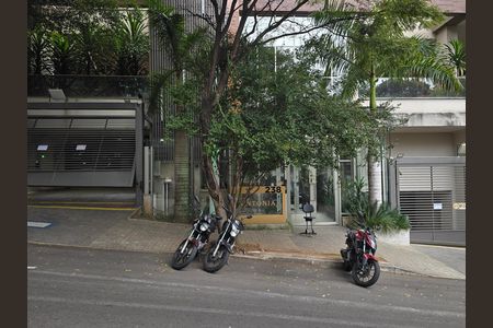 Apartamento para alugar com 162m², 3 quartos e 3 vagas Apartamento para alugar com 162m², 3 quartos e 3 vagasFachada