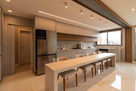 Apartamento para alugar com 162m², 3 quartos e 3 vagas Apartamento para alugar com 162m², 3 quartos e 3 vagasCozinha