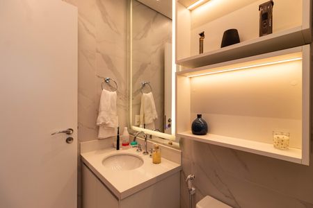 Apartamento para alugar com 162m², 3 quartos e 3 vagas Apartamento para alugar com 162m², 3 quartos e 3 vagasBanheiro da Suíte 2