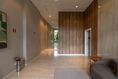 Apartamento para alugar com 162m², 3 quartos e 3 vagas Apartamento para alugar com 162m², 3 quartos e 3 vagasHall social