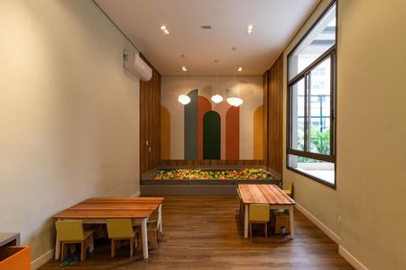 Apartamento para alugar com 162m², 3 quartos e 3 vagas Apartamento para alugar com 162m², 3 quartos e 3 vagasBrinquedoteca