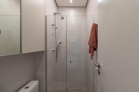 Apartamento para alugar com 162m², 3 quartos e 3 vagas Apartamento para alugar com 162m², 3 quartos e 3 vagasBanheiro de serviço