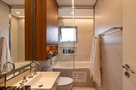 Apartamento para alugar com 162m², 3 quartos e 3 vagas Apartamento para alugar com 162m², 3 quartos e 3 vagasBanheiro da Suíte 3