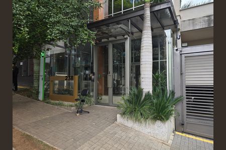 Apartamento para alugar com 162m², 3 quartos e 3 vagas Apartamento para alugar com 162m², 3 quartos e 3 vagasFachada