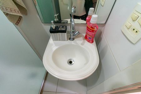 Apartamento para alugar com 52m², 2 quartos e 1 vaga Apartamento para alugar com 52m², 2 quartos e 1 vagaBanheiro