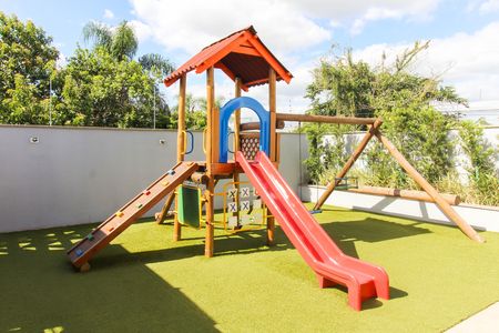 Apartamento para alugar com 53m², 2 quartos e 1 vaga Apartamento para alugar com 53m², 2 quartos e 1 vagaÁrea comum - Playground