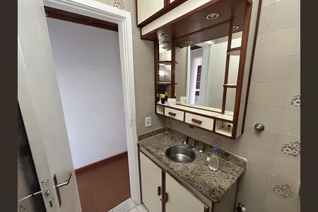Banheiro de apartamento à venda com 2 quartos, 68m² em Engenho Novo, Rio de Janeiro