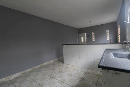 Cozinha de casa para alugar com 3 quartos, 130m² em Jardim Sapopemba, São Paulo