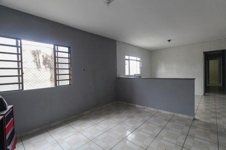 Casa para alugar com 130m², 3 quartos e sem vaga Casa para alugar com 130m², 3 quartos e sem vagaSala