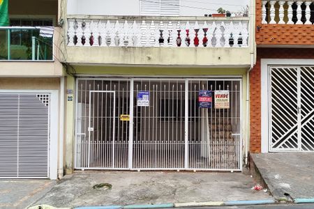 Fachada + Placa de casa para alugar com 3 quartos, 130m² em Jardim Sapopemba, São Paulo