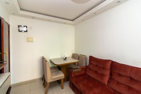 Sala de apartamento para alugar com 1 quarto, 45m² em Padre Miguel, Rio de Janeiro