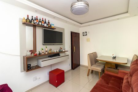 Sala de apartamento para alugar com 1 quarto, 45m² em Padre Miguel, Rio de Janeiro