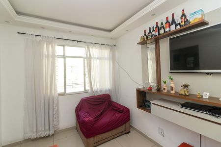 Sala de apartamento para alugar com 1 quarto, 45m² em Padre Miguel, Rio de Janeiro