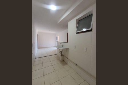 Apartamento para alugar com 46m², 2 quartos e 1 vaga Apartamento para alugar com 46m², 2 quartos e 1 vagaCozinha e Área de Serviço