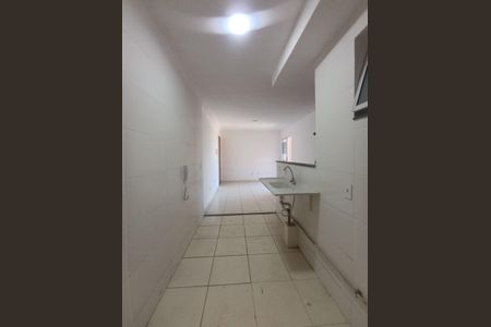 Apartamento para alugar com 46m², 2 quartos e 1 vaga Apartamento para alugar com 46m², 2 quartos e 1 vagaCozinha e Área de Serviço