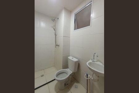 Banheiro de apartamento para alugar com 2 quartos, 46m² em Santa Amélia, Belford Roxo