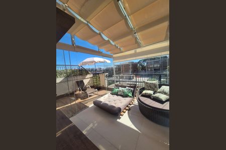 Apartamento à venda com 84m², 1 quarto e 2 vagas Apartamento à venda com 84m², 1 quarto e 2 vagasVaranda