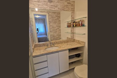 Apartamento à venda com 84m², 1 quarto e 2 vagas Apartamento à venda com 84m², 1 quarto e 2 vagasBanheiro