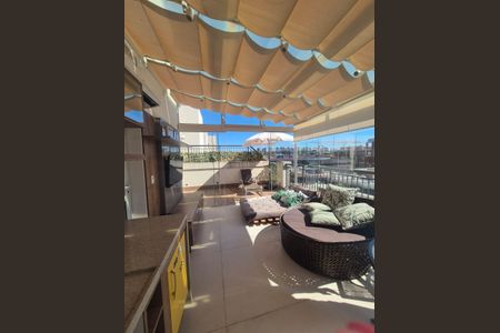 Apartamento à venda com 84m², 1 quarto e 2 vagas Apartamento à venda com 84m², 1 quarto e 2 vagasVaranda