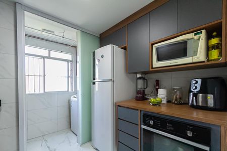Cozinha de apartamento à venda com 2 quartos, 56m² em Santa Terezinha, São Bernardo do Campo