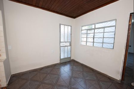 Sala de casa para alugar com 3 quartos, 360m² em Industrial, Contagem