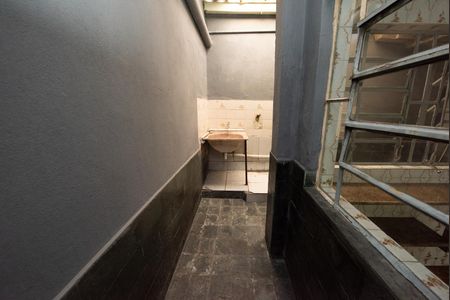 Área de Serviço de casa para alugar com 3 quartos, 360m² em Industrial, Contagem