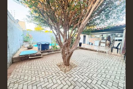 Casa para alugar com 171m², 2 quartos e 2 vagas