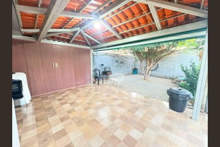 Casa para alugar com 171m², 2 quartos e 2 vagas