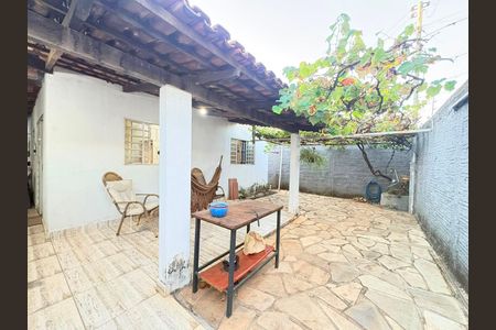 Casa para alugar com 171m², 2 quartos e 2 vagas