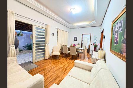 Casa para alugar com 171m², 2 quartos e 2 vagas