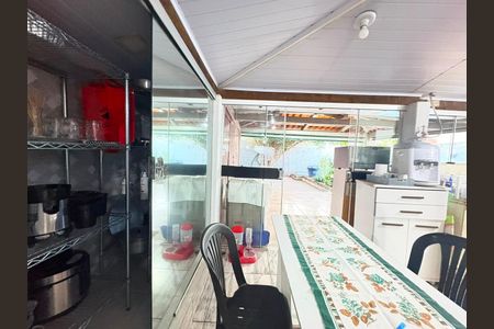 Casa para alugar com 171m², 2 quartos e 2 vagas