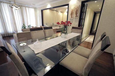 Apartamento à venda com 100m², 2 quartos e 2 vagas Apartamento à venda com 100m², 2 quartos e 2 vagasSala