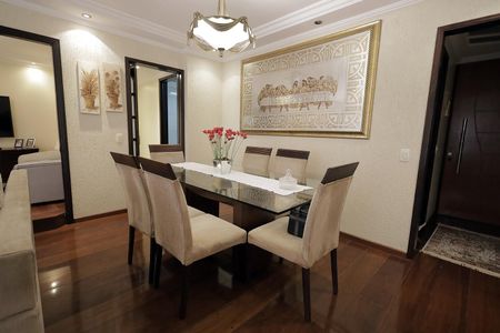 Apartamento à venda com 100m², 2 quartos e 2 vagas Apartamento à venda com 100m², 2 quartos e 2 vagasSala