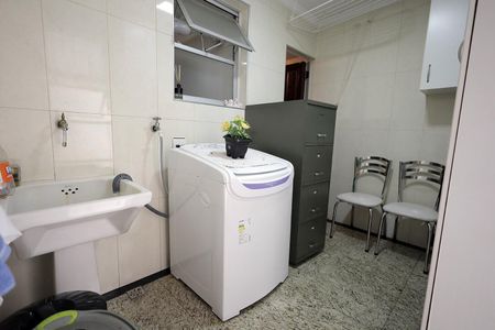 Apartamento à venda com 100m², 2 quartos e 2 vagas Apartamento à venda com 100m², 2 quartos e 2 vagasÁrea de Serviço