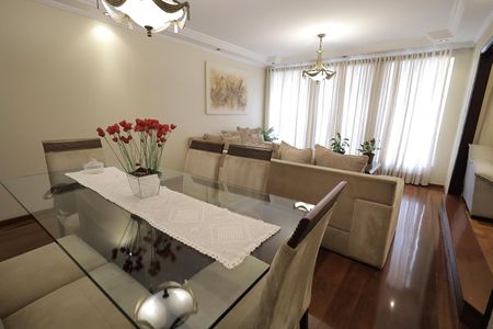 Apartamento à venda com 100m², 2 quartos e 2 vagas Apartamento à venda com 100m², 2 quartos e 2 vagasSala