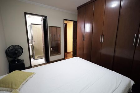 Apartamento à venda com 100m², 2 quartos e 2 vagas Apartamento à venda com 100m², 2 quartos e 2 vagasQuarto Suíte
