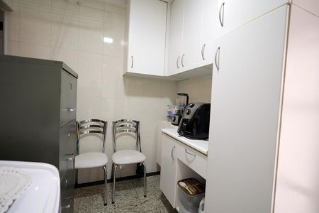 Apartamento à venda com 100m², 2 quartos e 2 vagas Apartamento à venda com 100m², 2 quartos e 2 vagasÁrea de Serviço