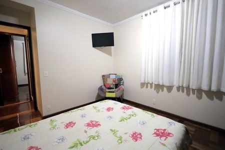 Apartamento à venda com 100m², 2 quartos e 2 vagas Apartamento à venda com 100m², 2 quartos e 2 vagasQuarto 1