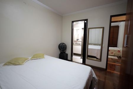 Apartamento à venda com 100m², 2 quartos e 2 vagas Apartamento à venda com 100m², 2 quartos e 2 vagasQuarto Suíte