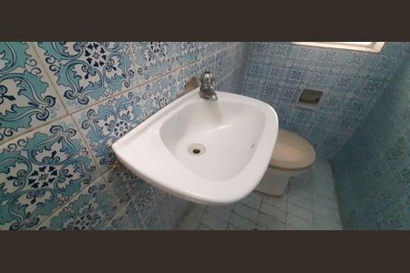 Lavabo de casa para alugar com 1 quarto, 198m² em Jardim D’abril, São Paulo