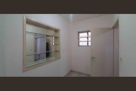Quarto de casa para alugar com 1 quarto, 198m² em Jardim D’abril, São Paulo