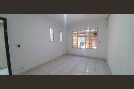 Casa para alugar com 198m², 1 quarto e 1 vaga Casa para alugar com 198m², 1 quarto e 1 vagaSala