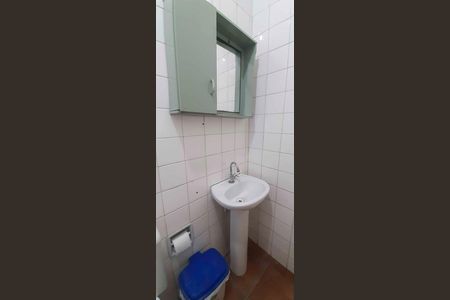 Casa para alugar com 198m², 1 quarto e 1 vaga Casa para alugar com 198m², 1 quarto e 1 vagaBanheiro de serviço