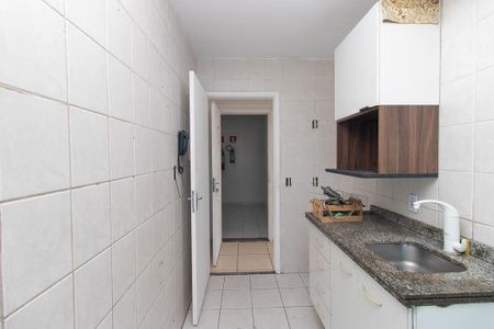 Apartamento para alugar com 57m², 2 quartos e 1 vaga Apartamento para alugar com 57m², 2 quartos e 1 vagaCozinha e Área de Serviço